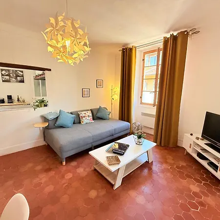 Apartment Typical Nicois In The Heart Of Old Town